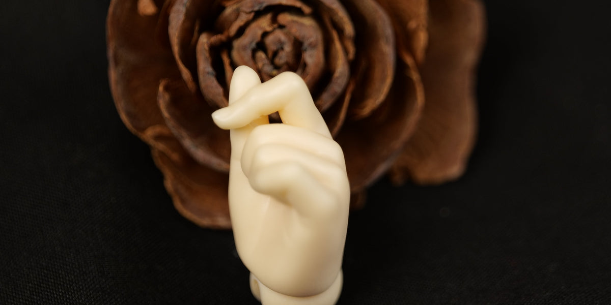 The Expression of Fingertips: A Tutorial for BJD Hand Blushing and Nail Art