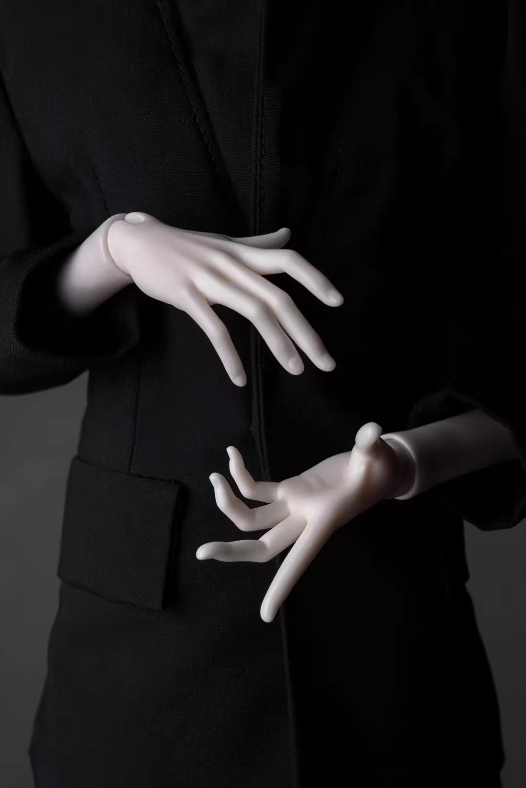 [Bjd hand] 1/4 Orca Body Male Hands
