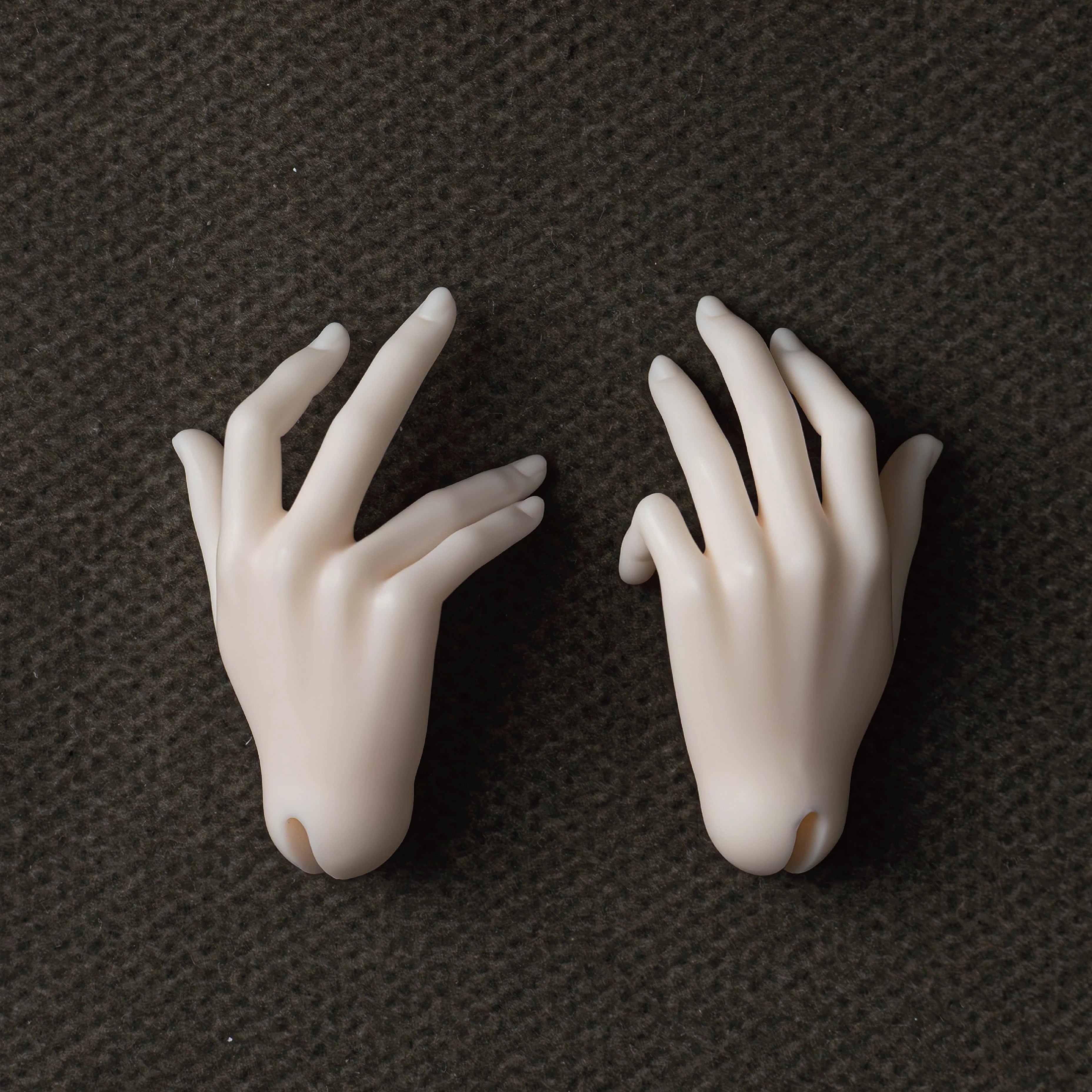 [BJD HAND] 1/4 BJD Doll – Witch Body / Girl Body Hand Types 珊瑚礁