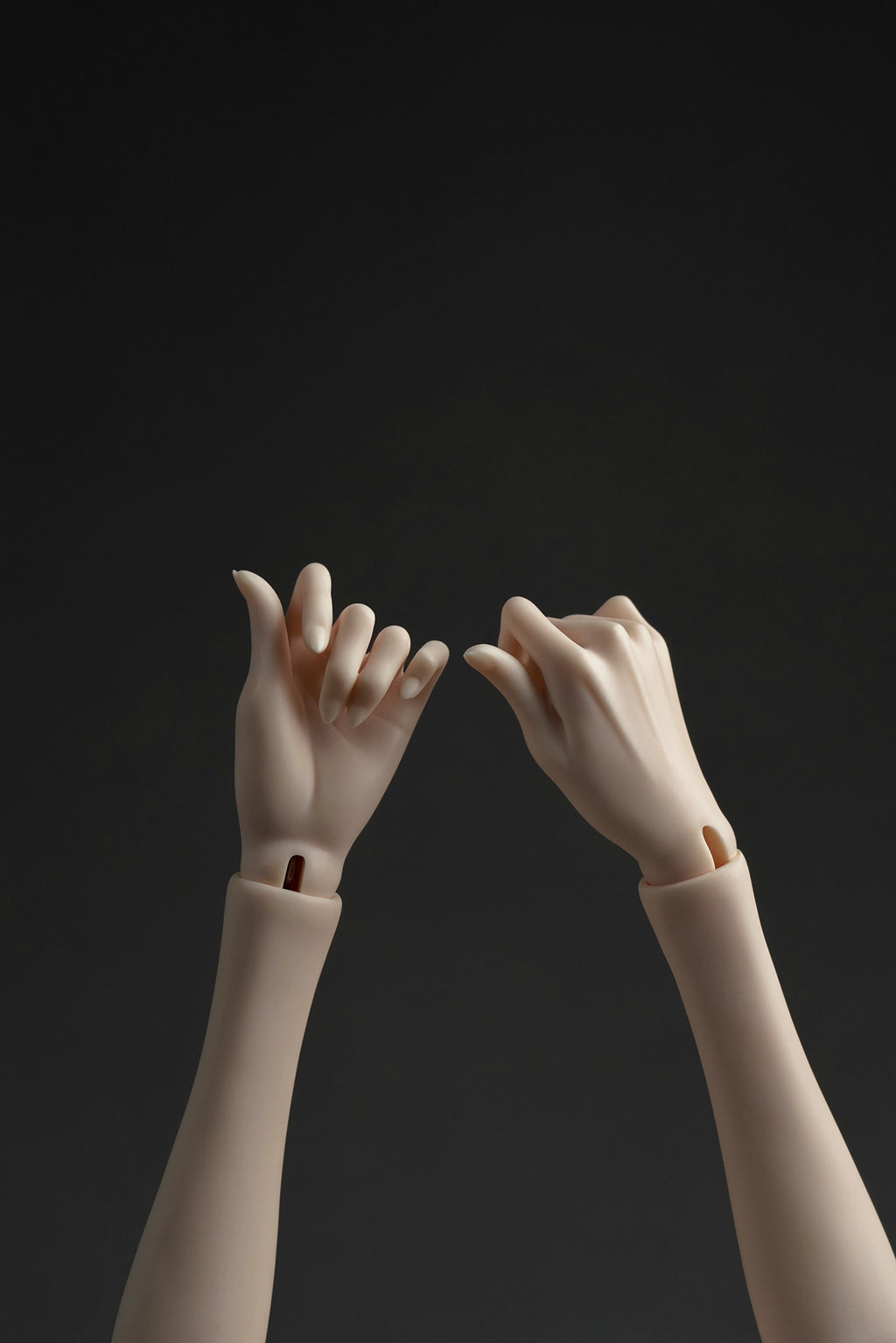 [Bjd hand] 1/3 (61cm) Female BJD Hand Parts