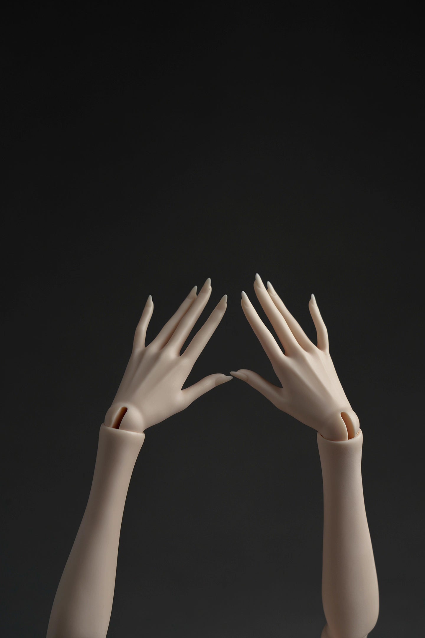 [Bjd hand] 1/3 (61cm) Female BJD Hand Parts
